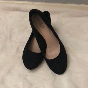Black Wedges